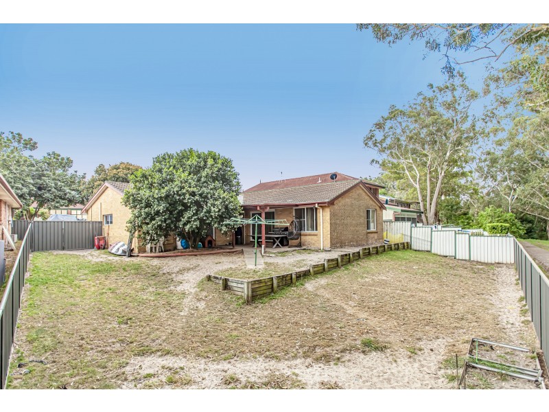 16 Nottingham Close, Raymond Terrace NSW 2324