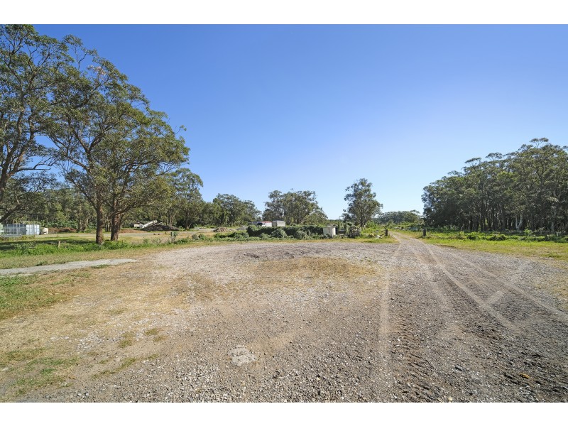 995 Richardson Road, Campvale NSW 2318