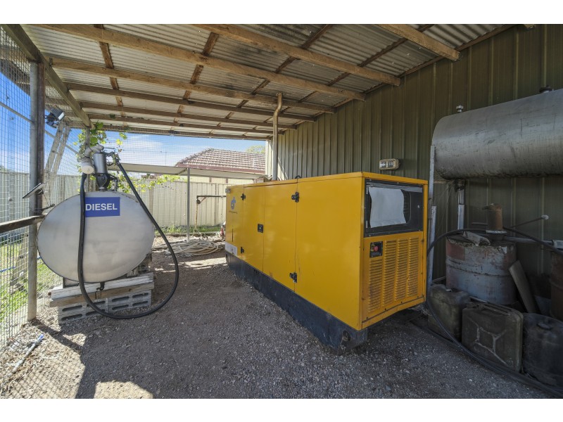 995 Richardson Road, Campvale NSW 2318