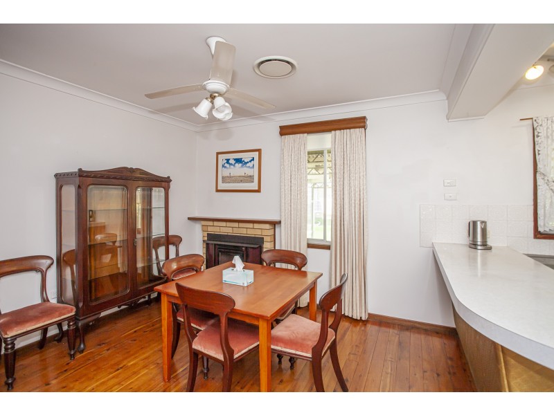 18 Warren Street, Seaham NSW 2324