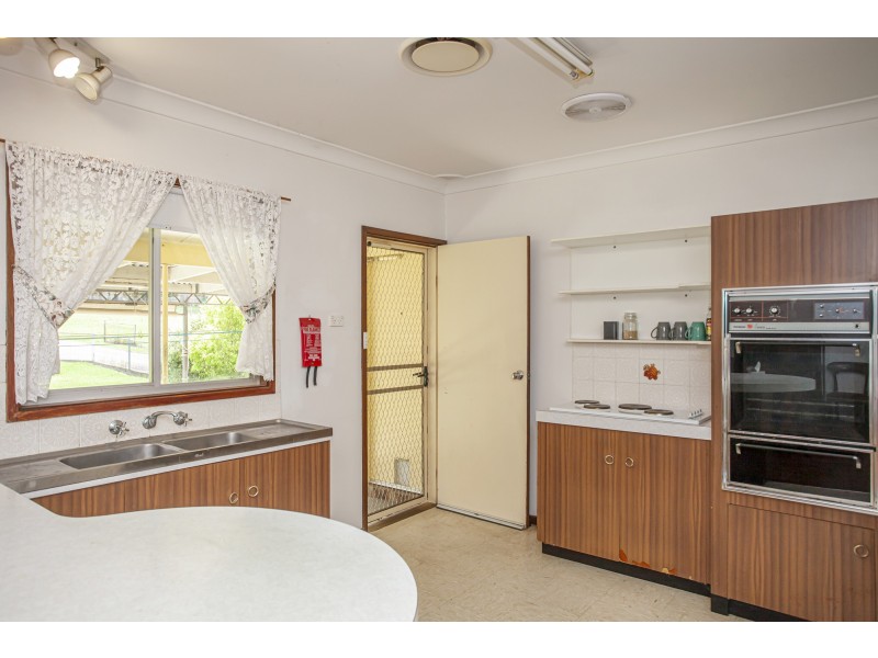 18 Warren Street, Seaham NSW 2324