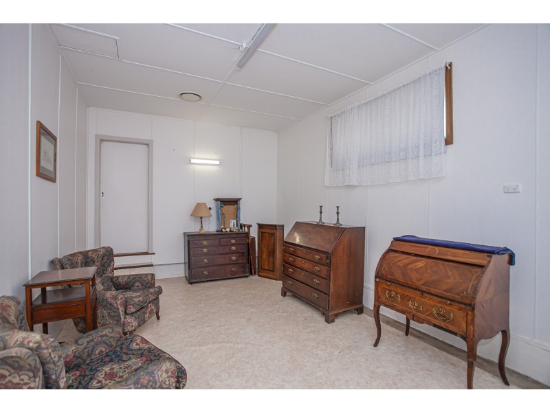 18 Warren Street, Seaham NSW 2324