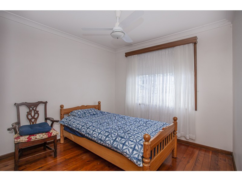 18 Warren Street, Seaham NSW 2324