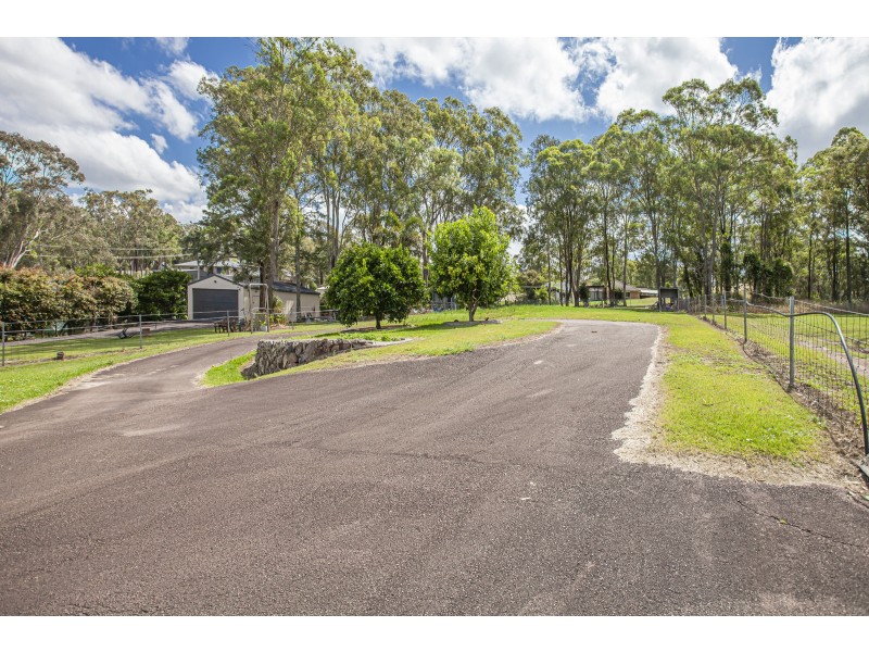 18 Warren Street, Seaham NSW 2324
