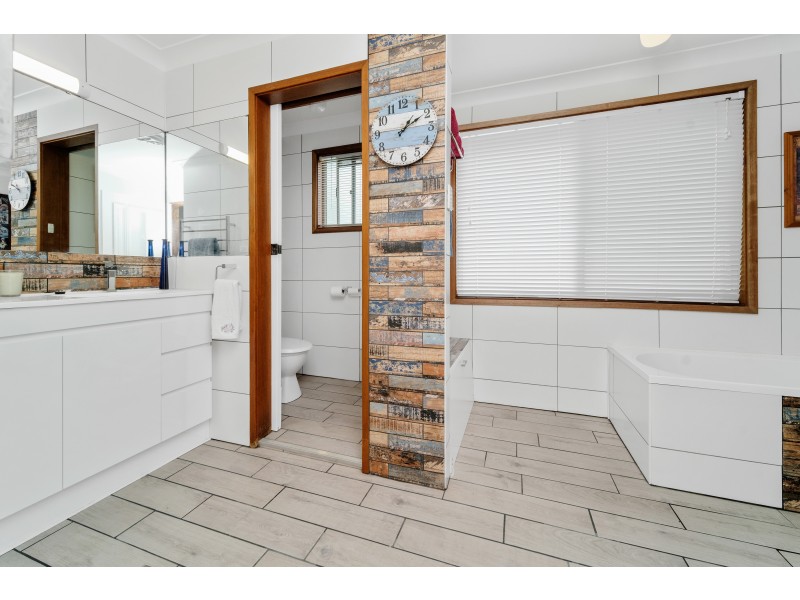 51 RUSSELL STREET, Clarence Town NSW 2321