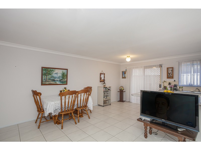 2/44 Hastings Drive, Raymond Terrace NSW 2324