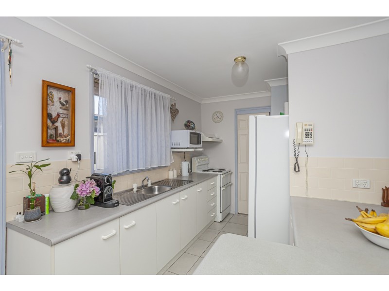 2/44 Hastings Drive, Raymond Terrace NSW 2324