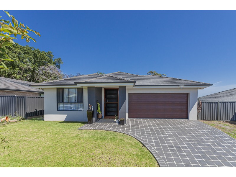 50 Henning Road, Raymond Terrace NSW 2324