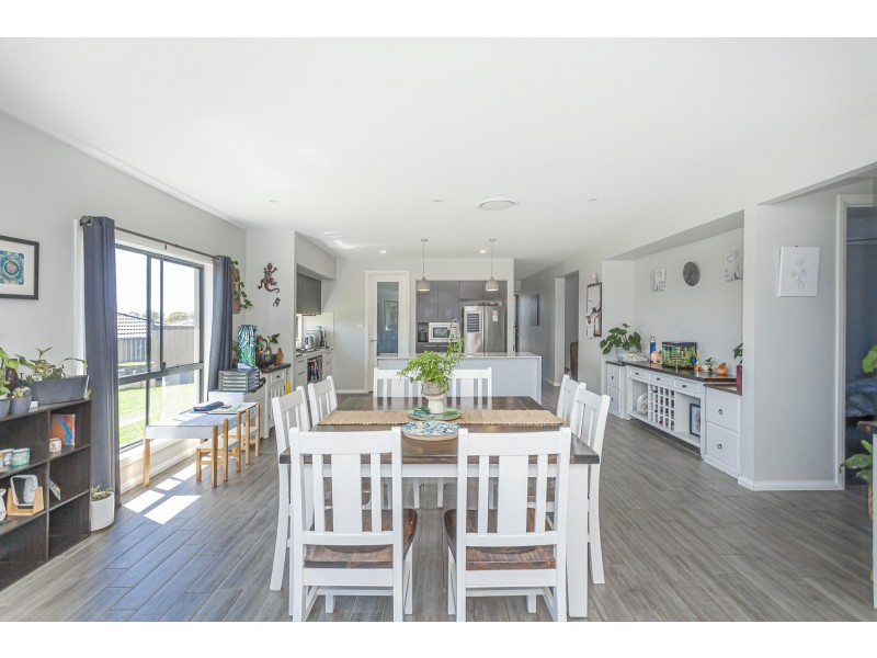 50 Henning Road, Raymond Terrace NSW 2324