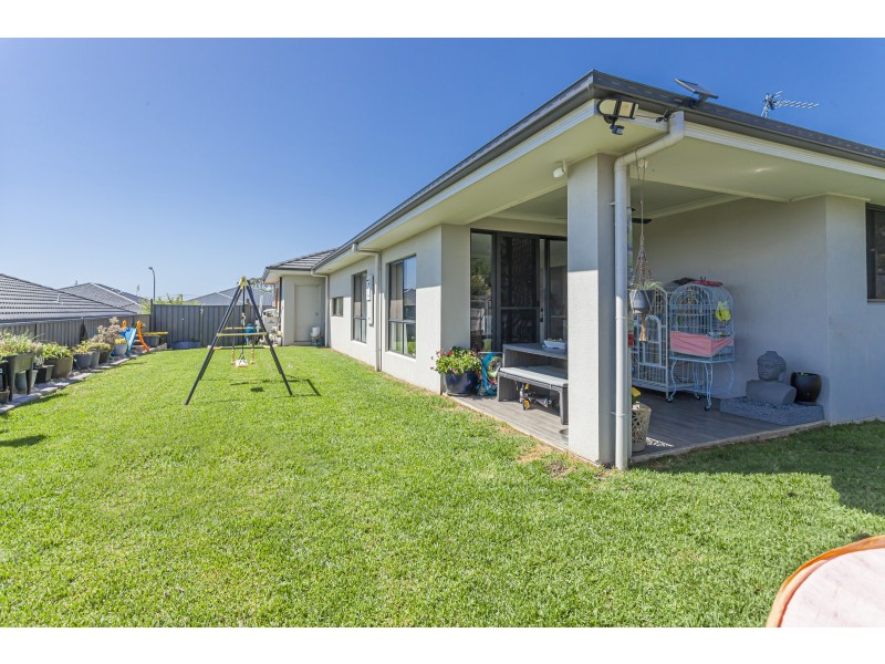 50 Henning Road, Raymond Terrace NSW 2324