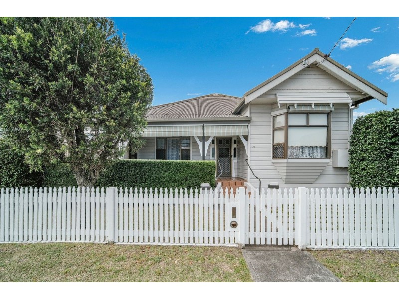 22 Dunbar Street, Stockton NSW 2295