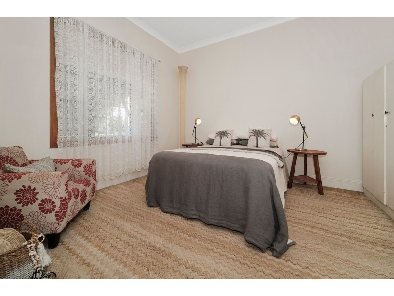 22 Dunbar Street, Stockton NSW 2295