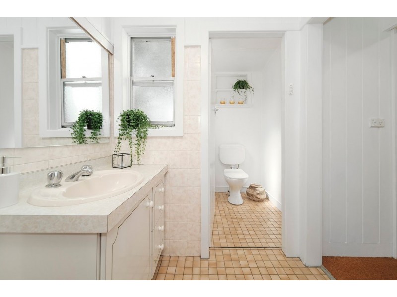 22 Dunbar Street, Stockton NSW 2295