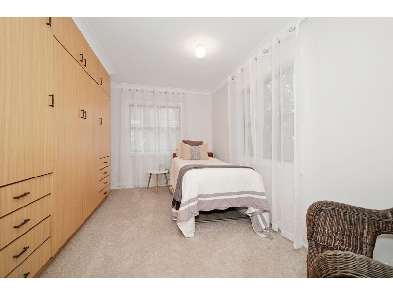 22 Dunbar Street, Stockton NSW 2295