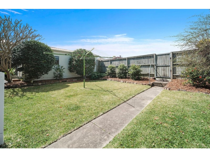 22 Dunbar Street, Stockton NSW 2295