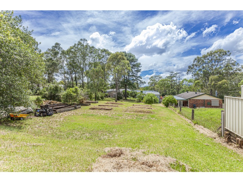 21 Scott Street, Seaham NSW 2324