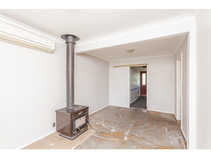 6 Tregenna Street, Raymond Terrace NSW 2324