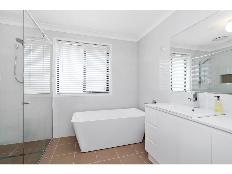 29 Dalyell Way, Raymond Terrace NSW 2324