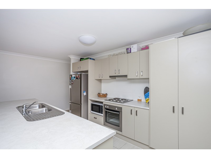 2 Thomas Kearney Close, Raymond Terrace NSW 2324