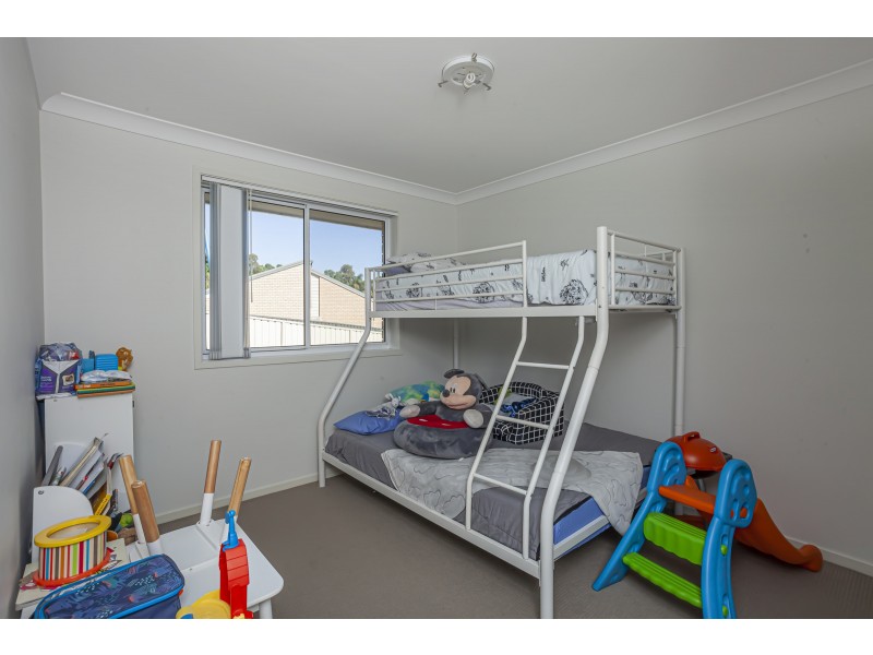 2 Thomas Kearney Close, Raymond Terrace NSW 2324