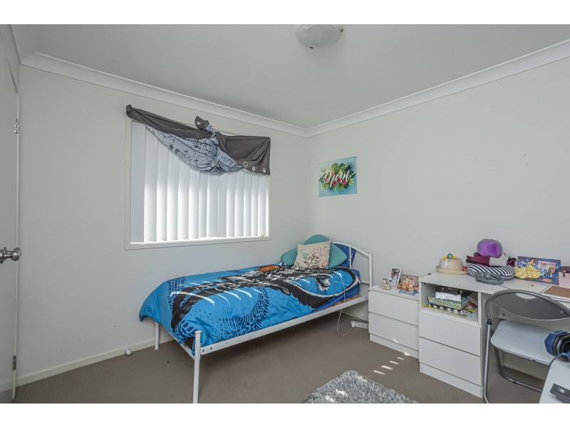 2 Thomas Kearney Close, Raymond Terrace NSW 2324