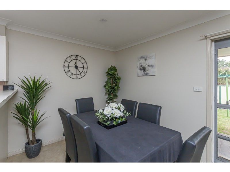 1/10 Eskdale Drive, Raymond Terrace NSW 2324