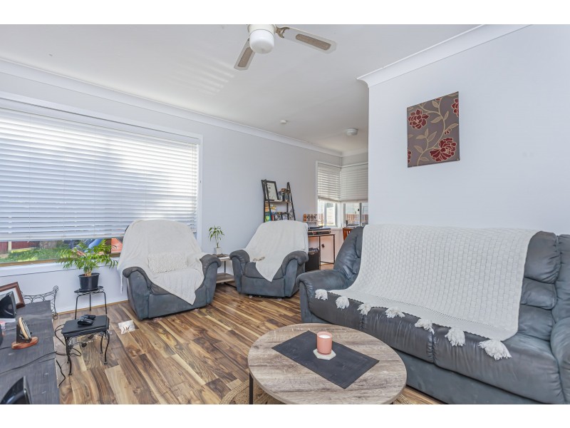 2 Morgan Cresecent, Raymond Terrace NSW 2324