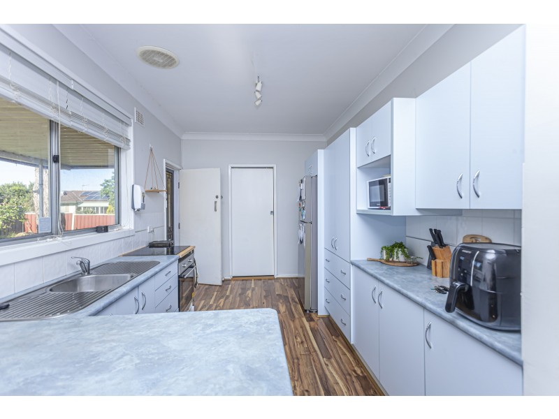 2 Morgan Cresecent, Raymond Terrace NSW 2324