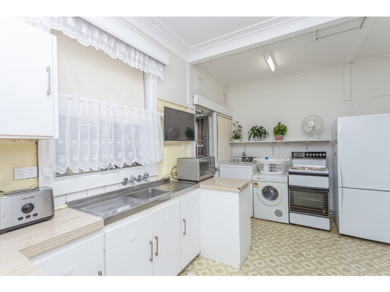 19 Kinross Street, Raymond Terrace NSW 2324