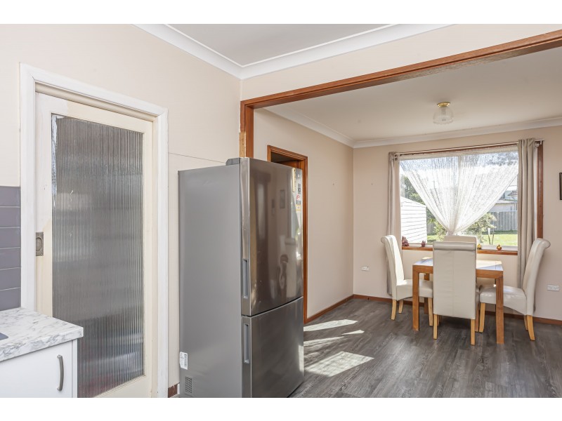 4 Warringhi Street, Raymond Terrace NSW 2324