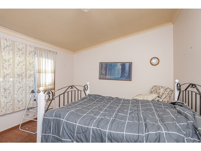 4 Warringhi Street, Raymond Terrace NSW 2324