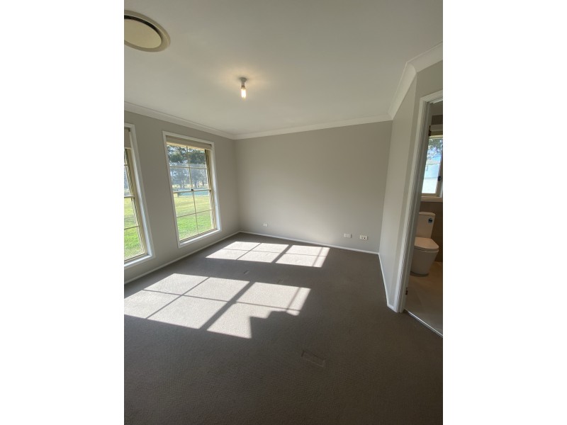 13 STORKS ROAD, Glen Oak NSW 2320