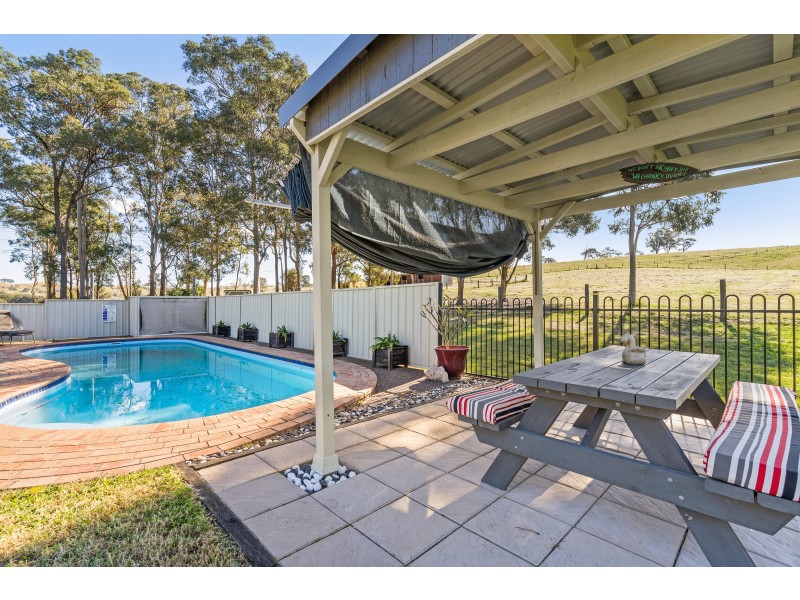 432 Woerdens Road, Clarence Town NSW 2321