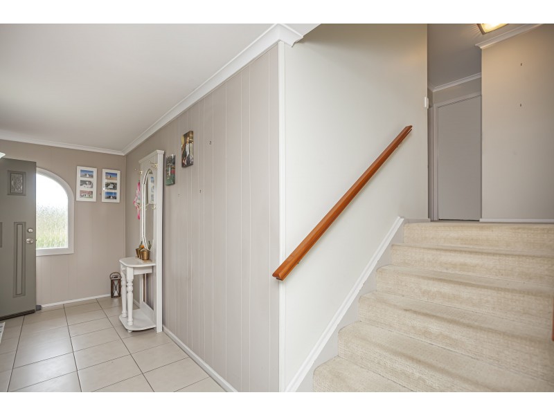 5 Alton Close, Raymond Terrace NSW 2324