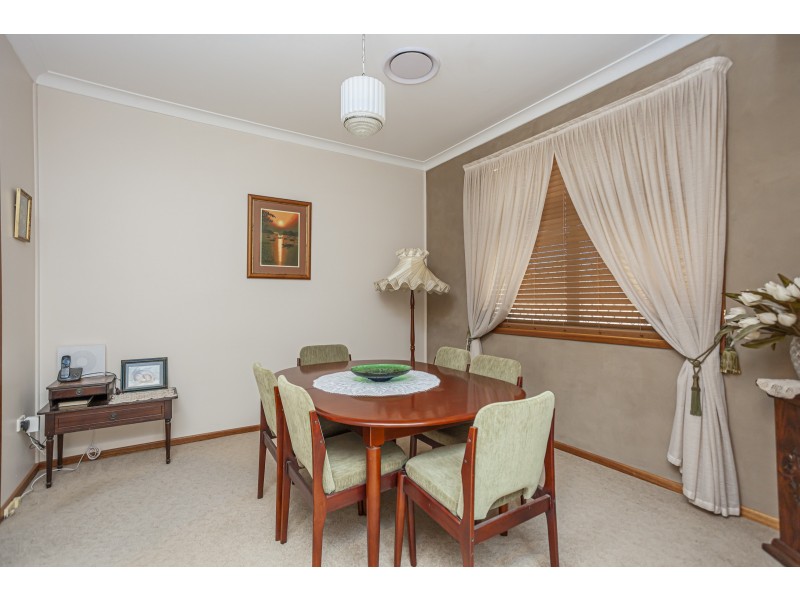 18 Meredith Crescent, Raymond Terrace NSW 2324