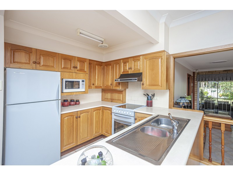 18 Meredith Crescent, Raymond Terrace NSW 2324