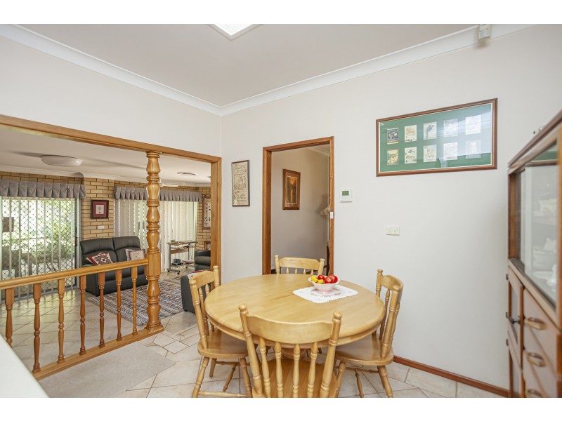 18 Meredith Crescent, Raymond Terrace NSW 2324