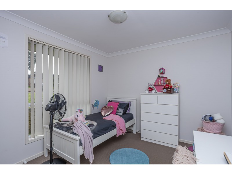 27 Closebourne Way, Raymond Terrace NSW 2324