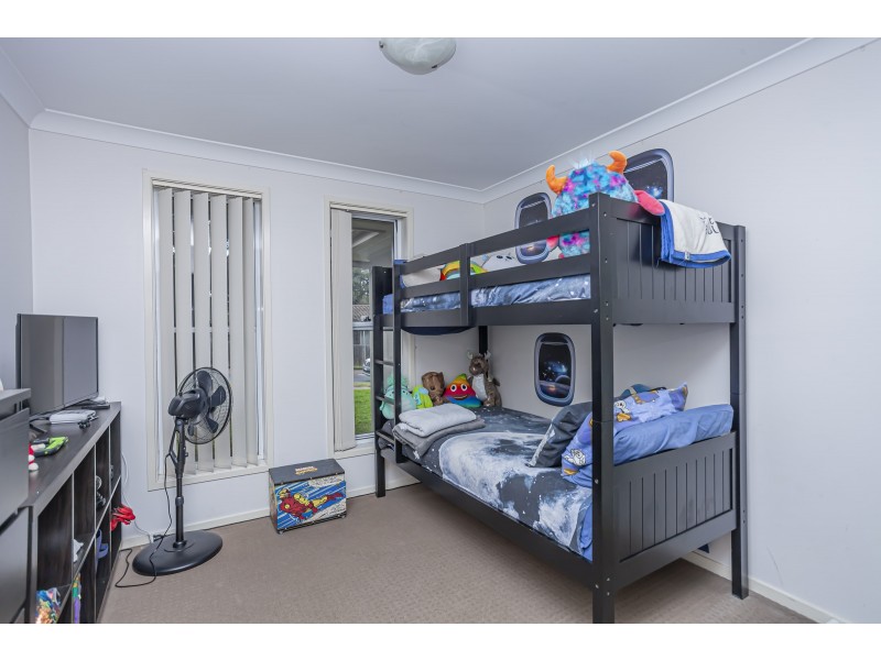 27 Closebourne Way, Raymond Terrace NSW 2324