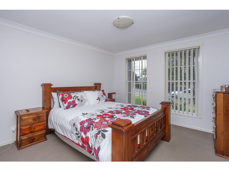 27 Closebourne Way, Raymond Terrace NSW 2324