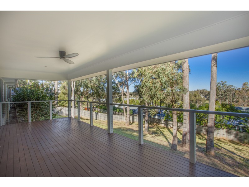 12 Pinehurst Way, Medowie NSW 2318