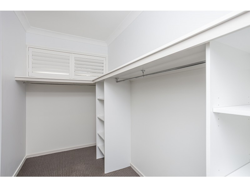 12 Pinehurst Way, Medowie NSW 2318