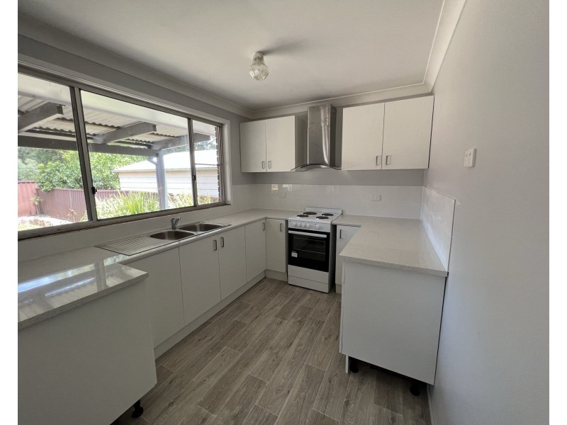 3 BRANDON CLOSE, Raymond Terrace NSW 2324