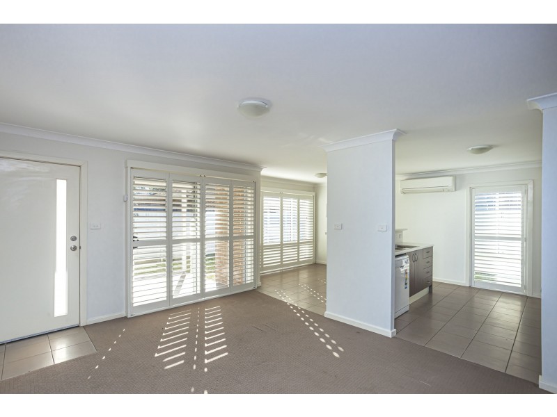 9/1 Earl Grey Crescent, Raymond Terrace NSW 2324