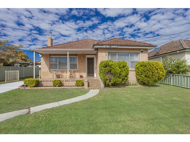 15 Warringhi Street, Raymond Terrace NSW 2324