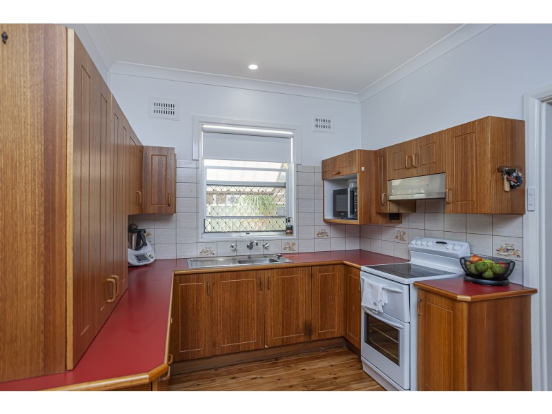 15 Warringhi Street, Raymond Terrace NSW 2324
