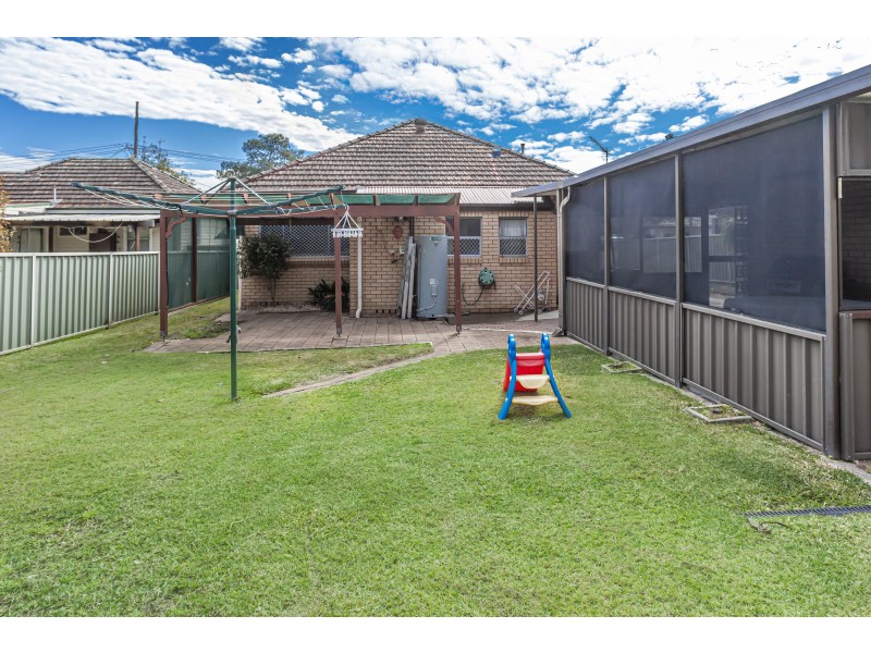 15 Warringhi Street, Raymond Terrace NSW 2324