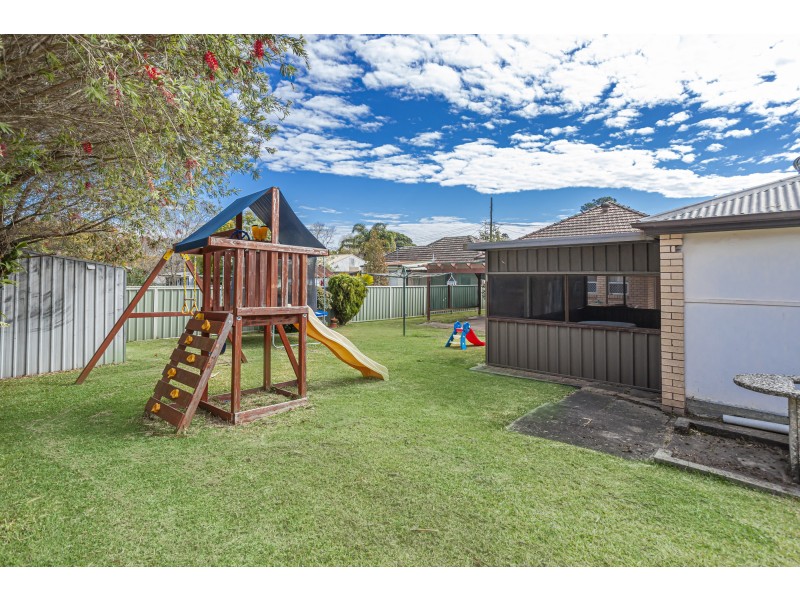 15 Warringhi Street, Raymond Terrace NSW 2324