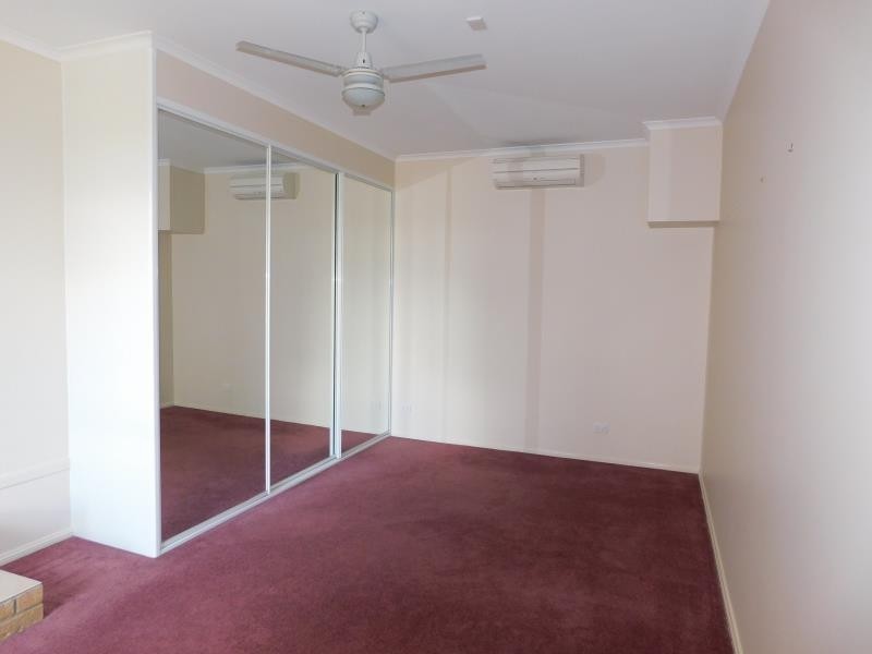 27 STRUTT CRESCENT, Metford NSW 2323