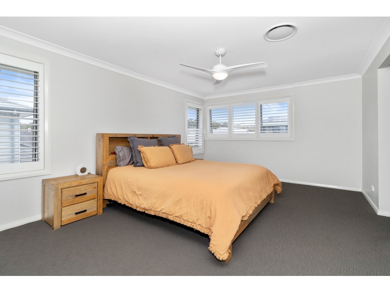 18 Plover Street, Fern Bay NSW 2295